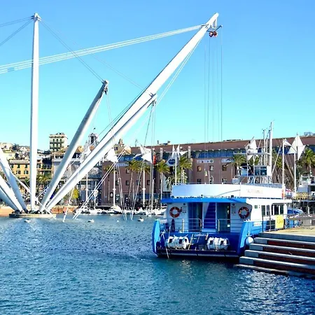 Acquario - Porto Antico Apartment *